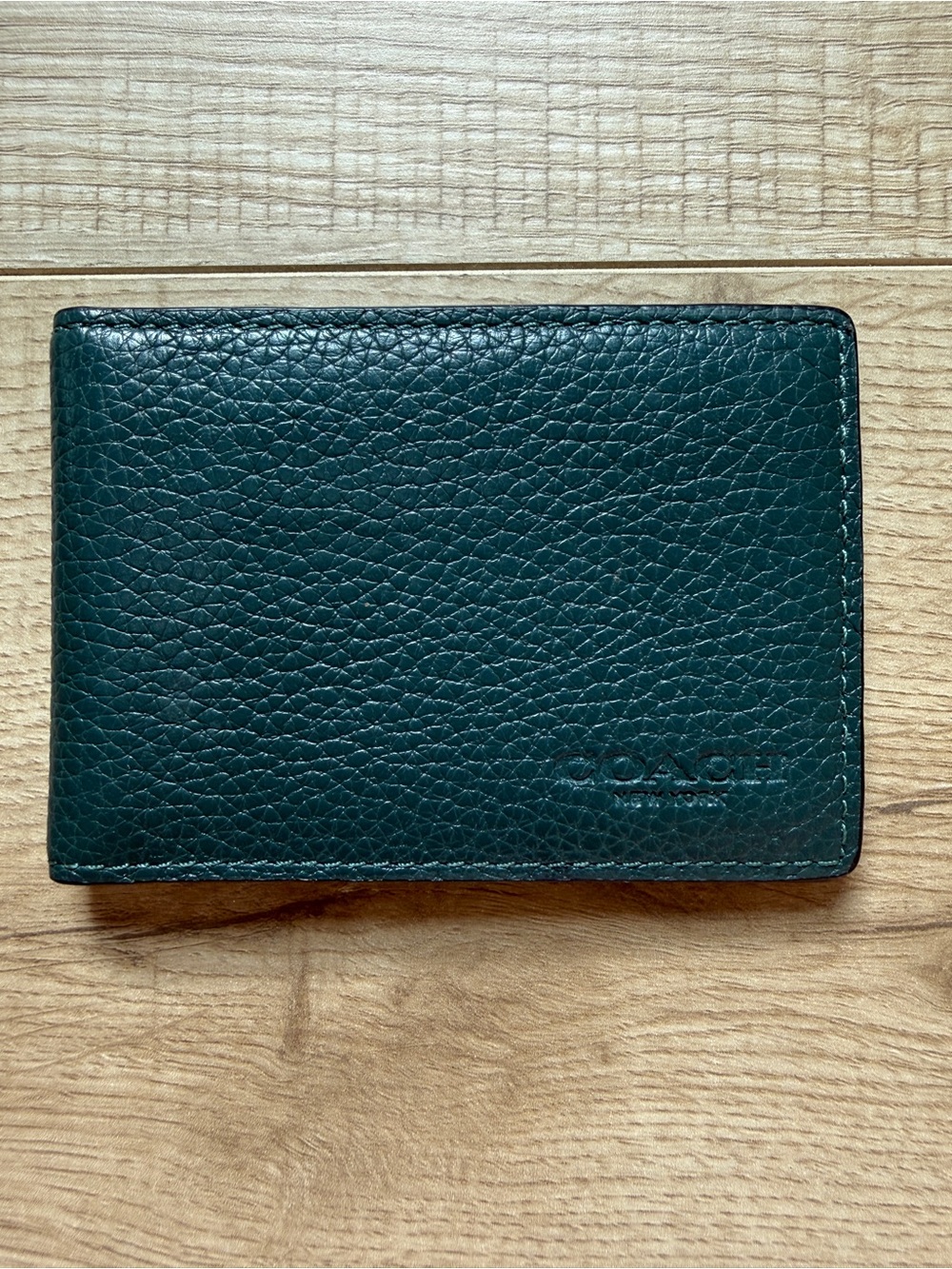 COACH New York Men's Slim ID Bifold Card Wallet | Green Refined Pebble Leather